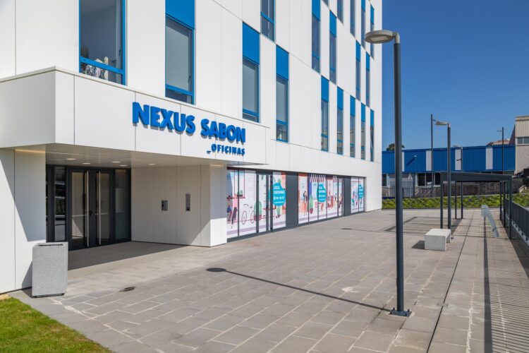 Exterior de Nexus Sabón.